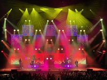 Concert small
